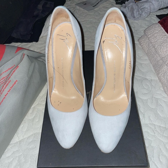 Ice grey suede - Picture 4 of 8